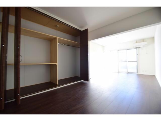 物件内観写真7　(レイアウトしやすそうですね♪)