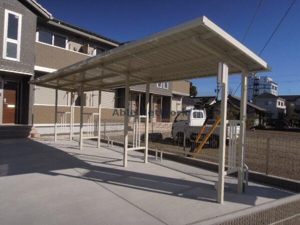 駐輪場(駐輪場)