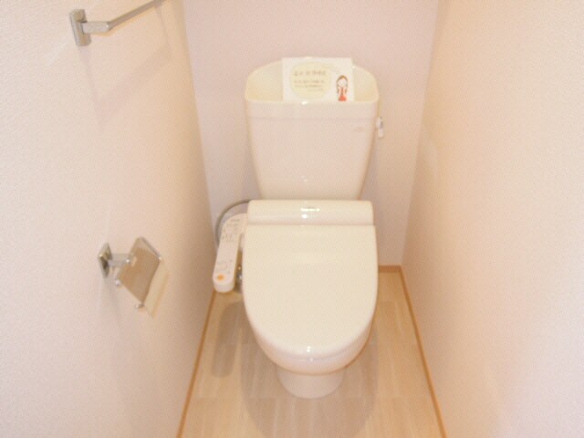 物件内観写真9　(トイレ)