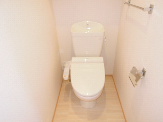 物件内観写真10　(トイレ)