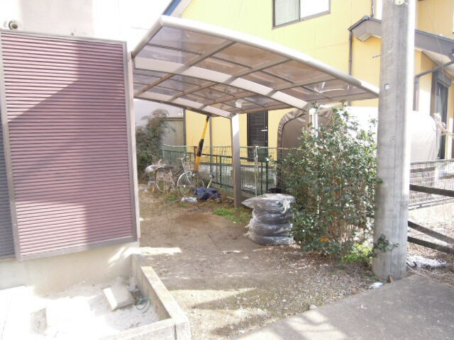 物件外観写真3　(駐輪場)