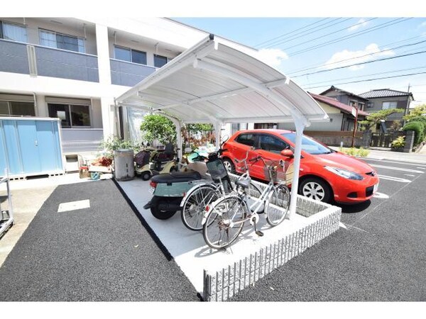 駐輪場(駐輪場)