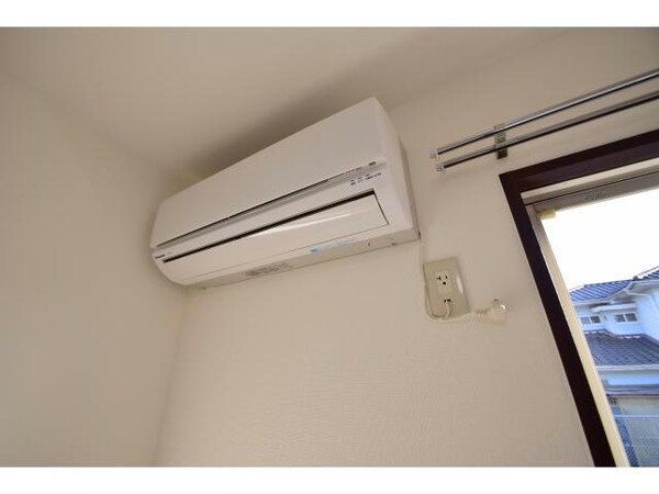 空調設備(エアコン設備は嬉しいですね♪)