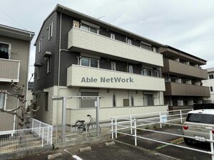 カトル　セゾンⅢ外観写真
