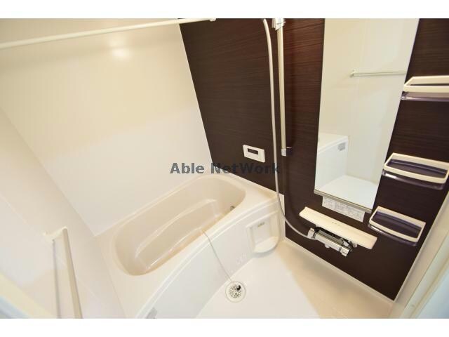 物件内観写真18　(追い焚き機能付きで入浴も快適♪)