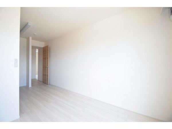 居室(他号室の写真になります。)