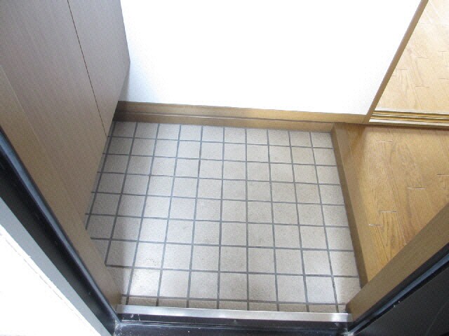 物件内観写真3　(同タイプ)