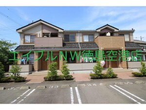 リバージュ北島Ｅ外観写真