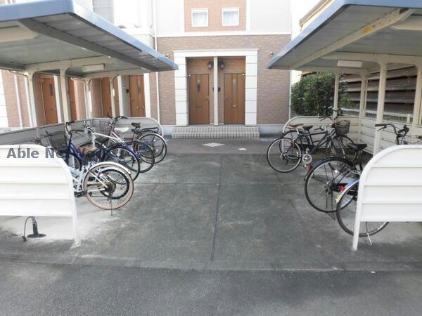 駐輪場