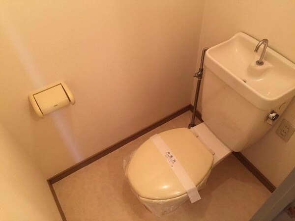 トイレ(同型タイプ)