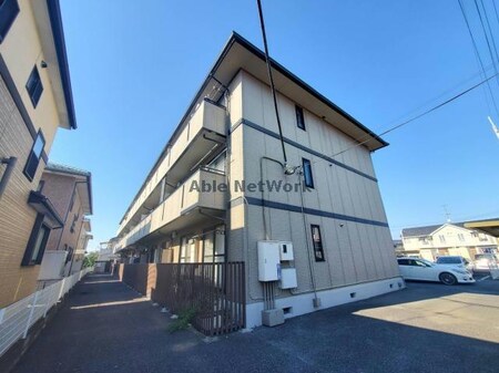 シャネルI&S（行田市佐間）外観写真
