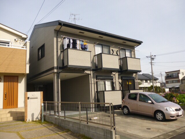 アンフィニ鈴木の物件外観写真