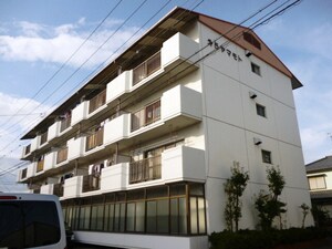 第五ヤマモトビル外観写真
