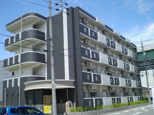 フォルシュ２２外観写真