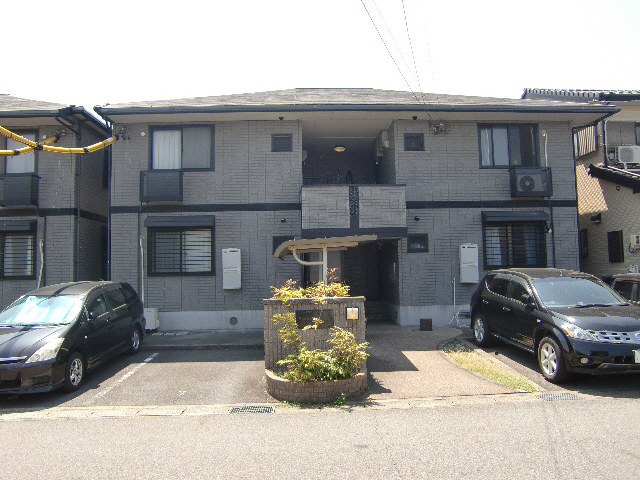 プラージュ・ウエスト