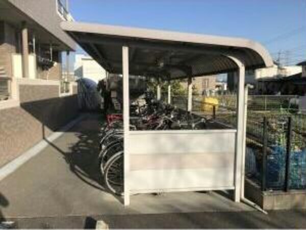 駐輪場