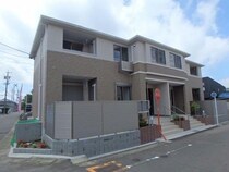 パインヒルズ岡の外観写真