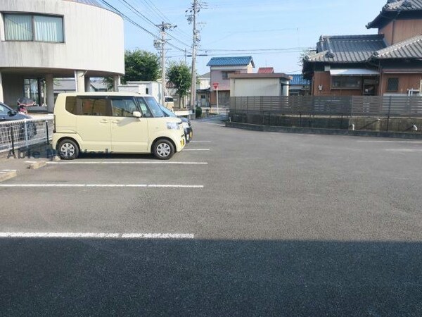 駐車場(駐車場)