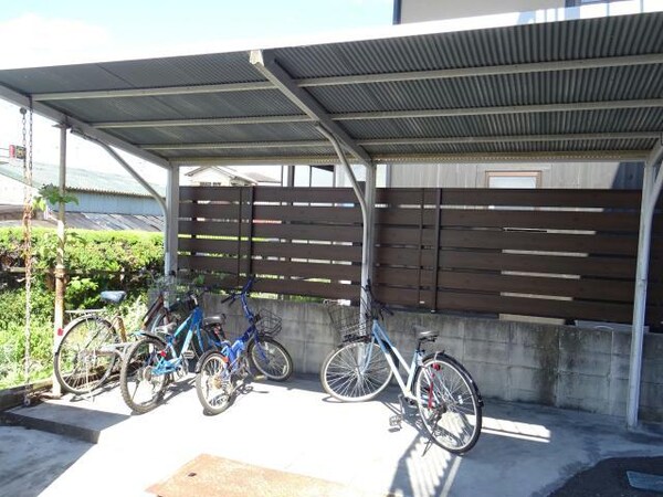 駐輪場
