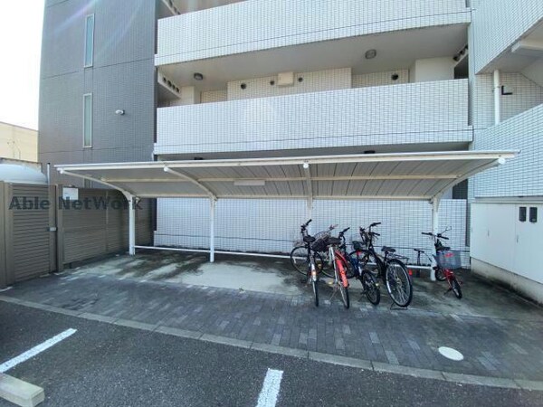 駐輪場