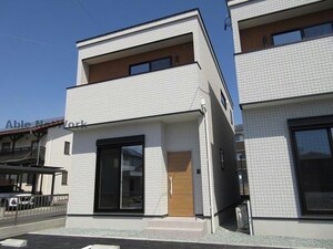ユーキューブA棟外観写真