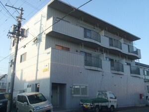 アンフィニ16外観写真