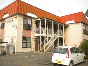 シャルム１７条外観写真