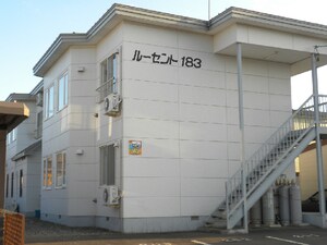 ﾙｰｾﾝﾄ183外観写真