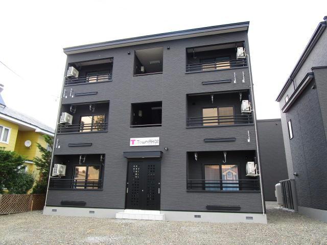 TOWN AK 02