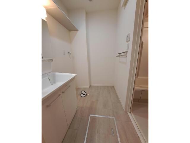 物件内観写真10　(洗濯機置き場)