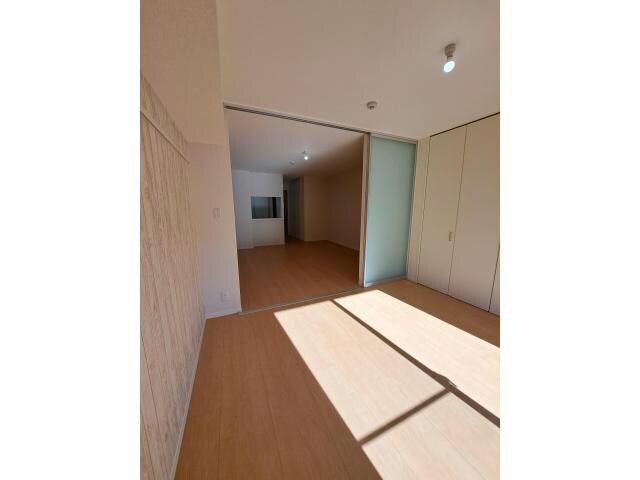 物件内観写真23　(陽当たり良好)