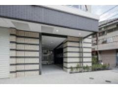 物件外観写真2　(マンション入り口)