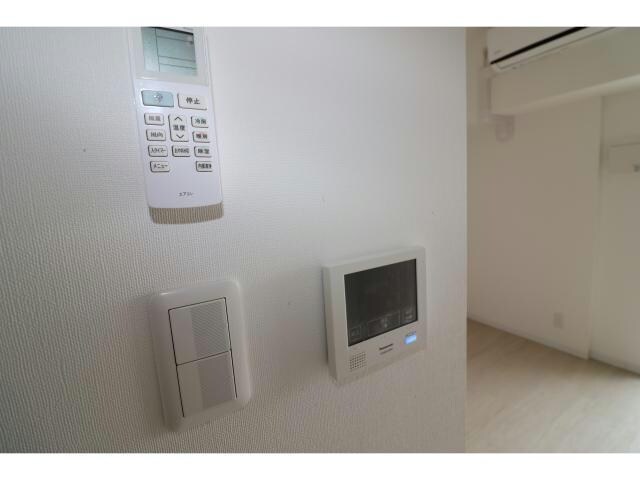 物件内観写真17　(モニター付きインターホン)