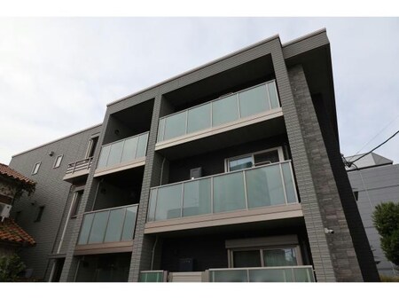 シャーメゾン芥川外観写真