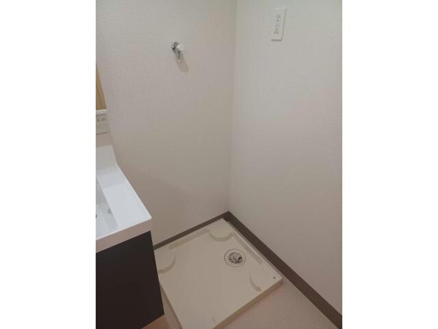 物件内観写真15　(室内洗濯機置き場)