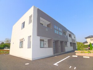 モア・クレア外観写真