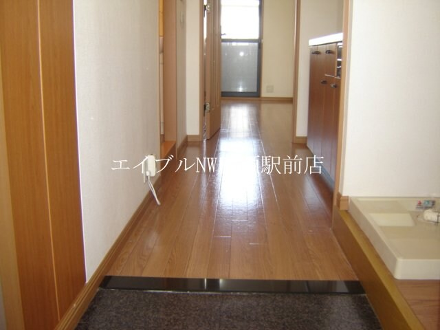 物件内観写真14　(玄関)