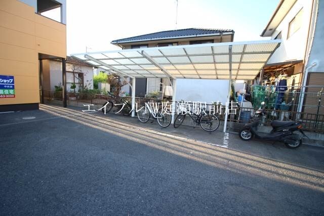 物件内観写真17　(駐輪場)