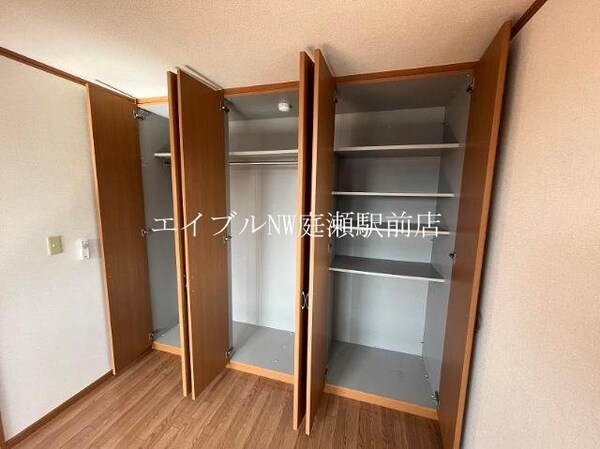 収納(南洋室クローゼット)