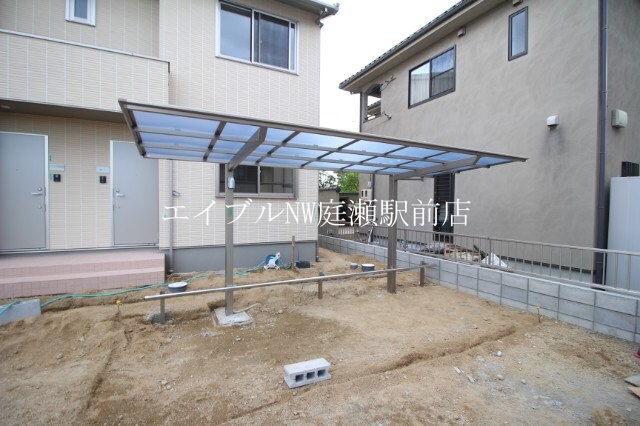 物件内観写真16　(駐輪場)