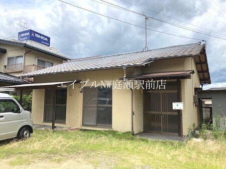 津高貸家　西外観写真