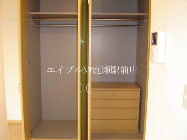 収納(収納)