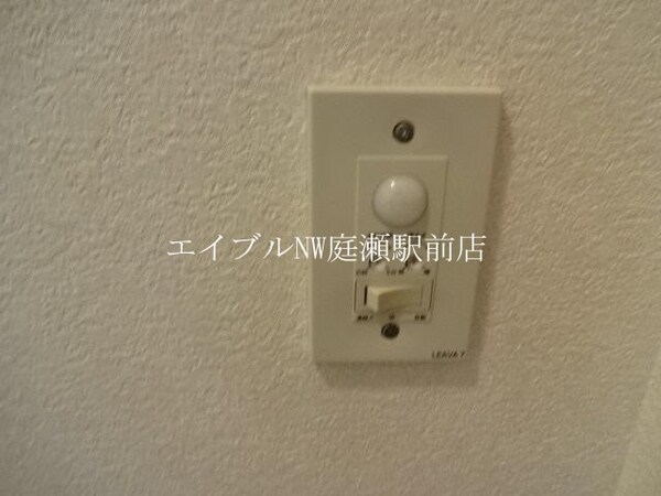 その他設備(人感センサー)