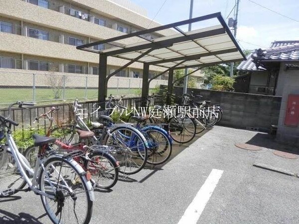 その他共有部分(駐輪場)