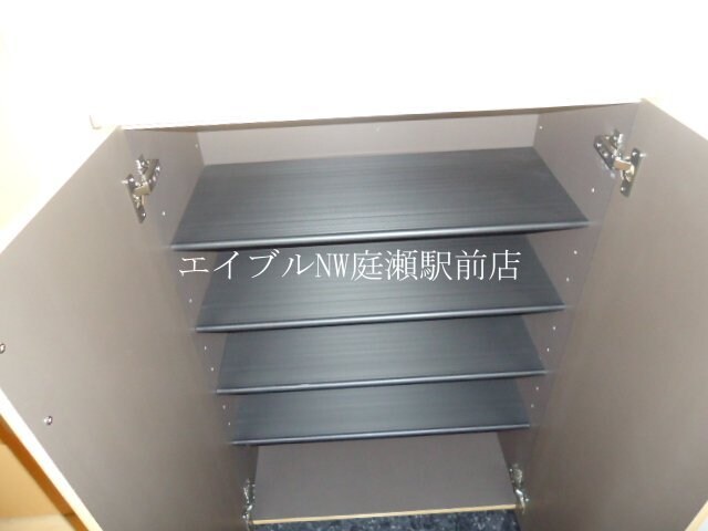 物件内観写真16　(下駄箱)