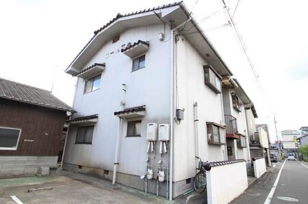 三宅コーポ外観写真