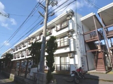 ホワイトメゾン学南3棟外観写真