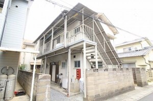 西アパート外観写真