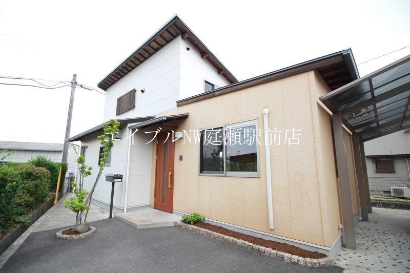 BAN’S HOUSE　