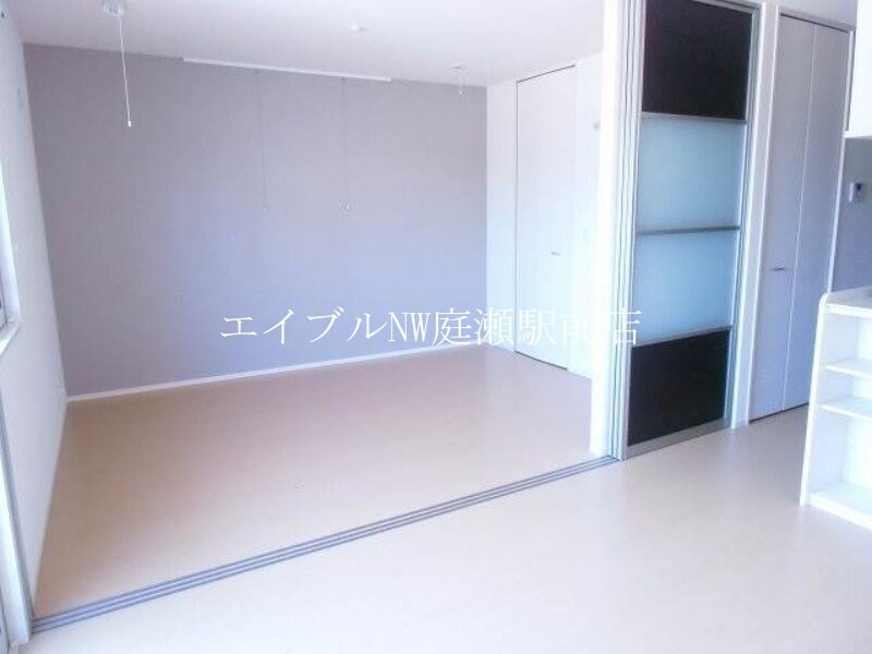 物件内観写真7　(LDK)